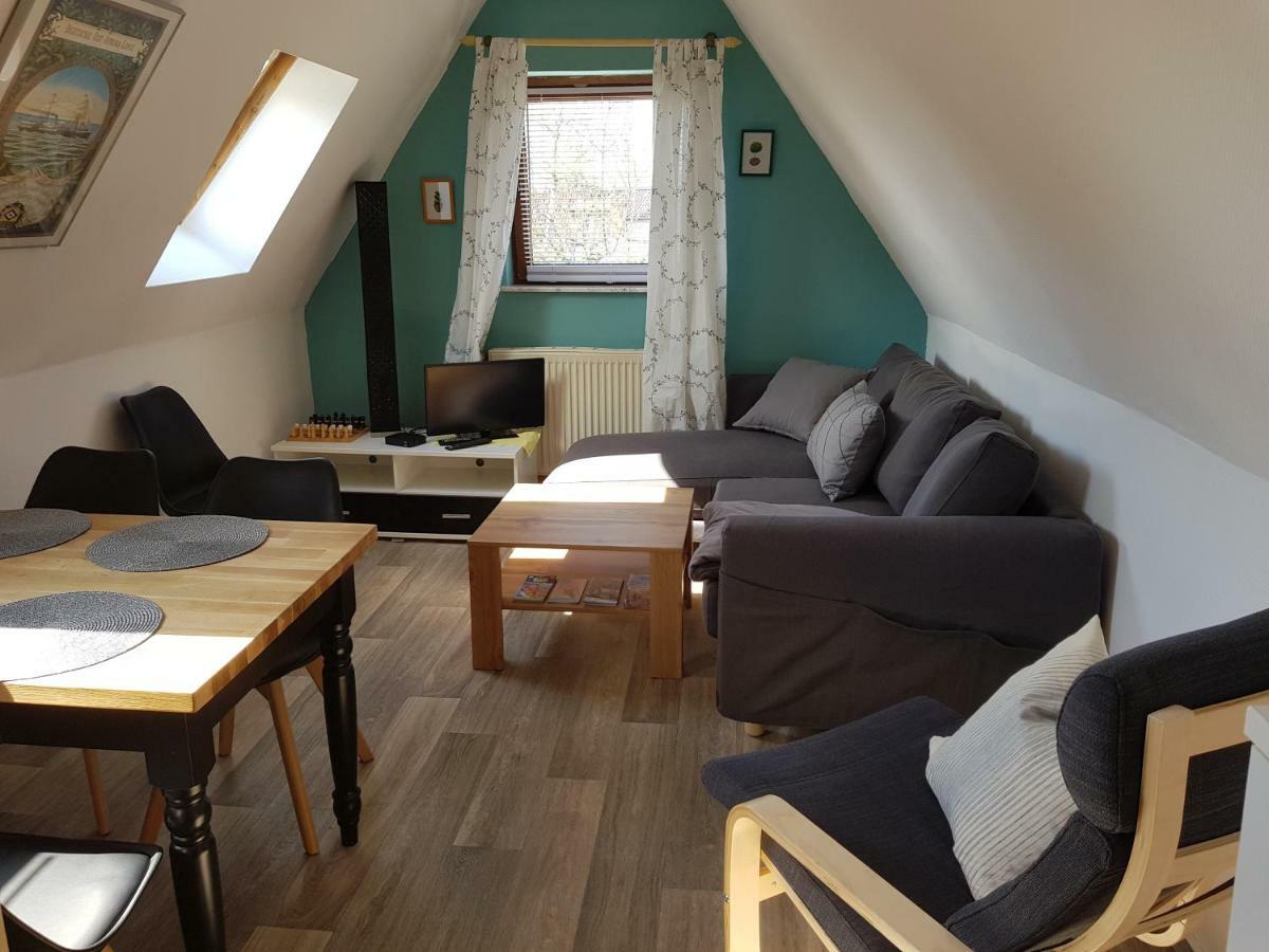 Apartment Mona S. *